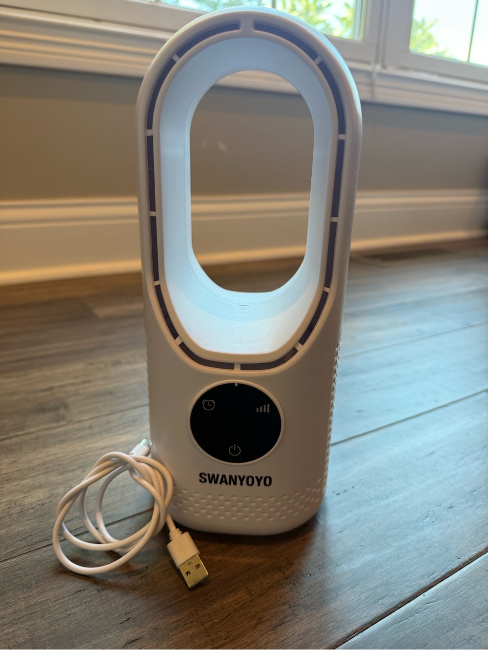 SWANYOYO White Portable Bladeless Fan